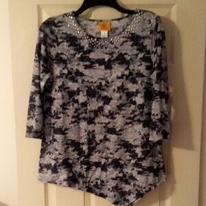 Ruby Rd. Navy and Gray Patterned Blouse